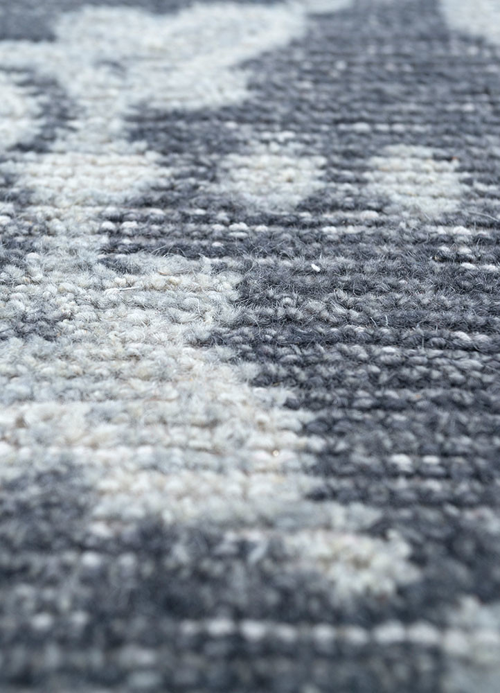 erbe blue wool hand knotted Rug - CloseUp