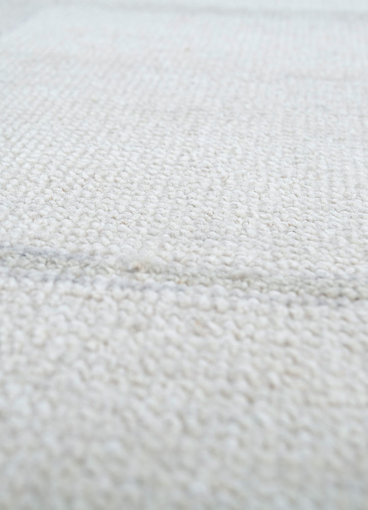thyme ivory wool hand knotted Rug - CloseUp