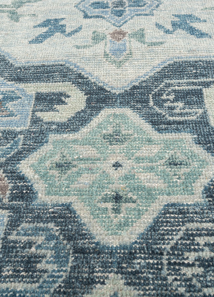 erbe blue wool hand knotted Rug - CloseUp erbe blue wool hand knotted Rug - CloseUp
