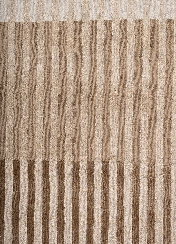 tesoro beige and brown acrylic hand loom Rug - CloseUp
