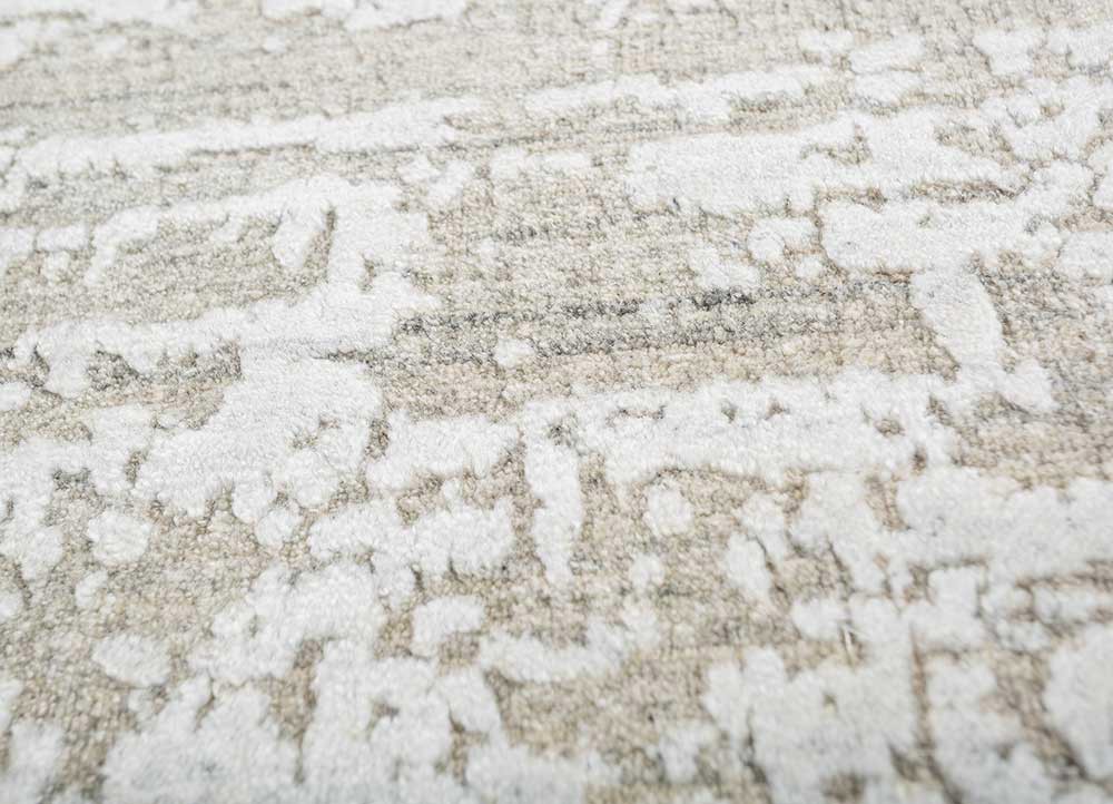 saga beige and brown wool and viscose hand loom Rug - CloseUp