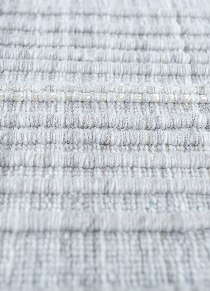 contour grey and black pet hand loom Rug - CloseUp