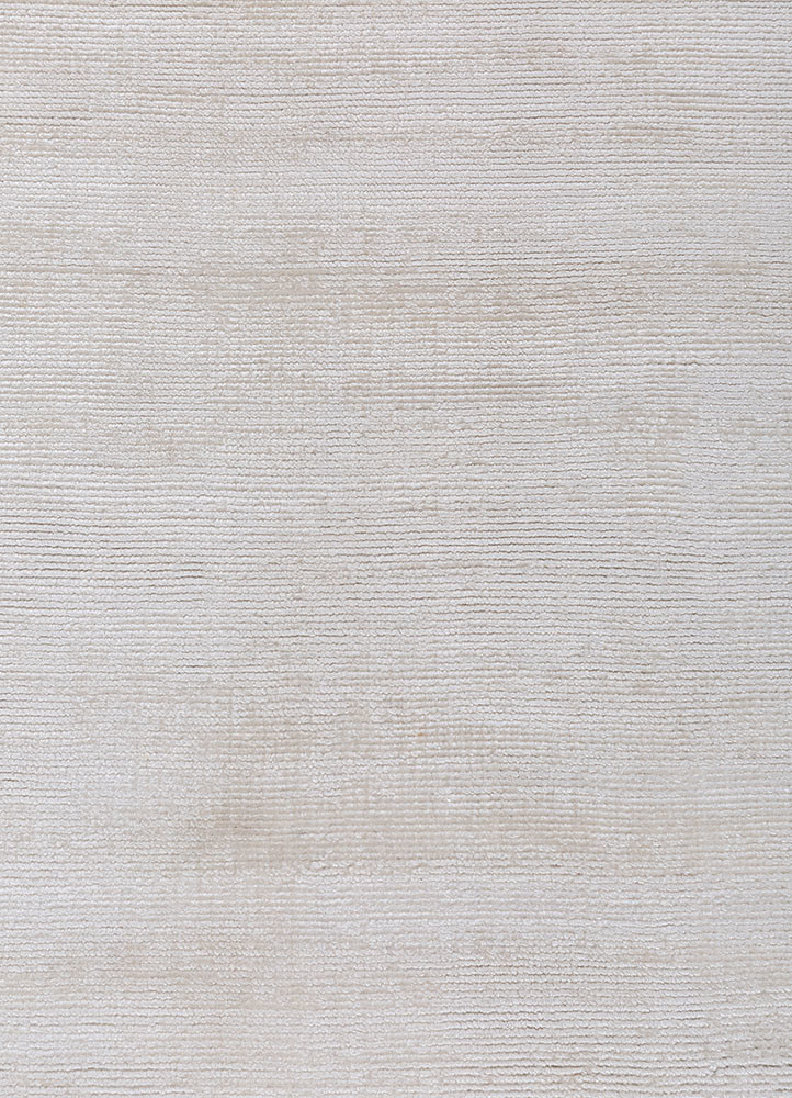 aprezo ivory viscose hand loom Rug - CloseUp aprezo ivory viscose hand loom Rug - CloseUp
