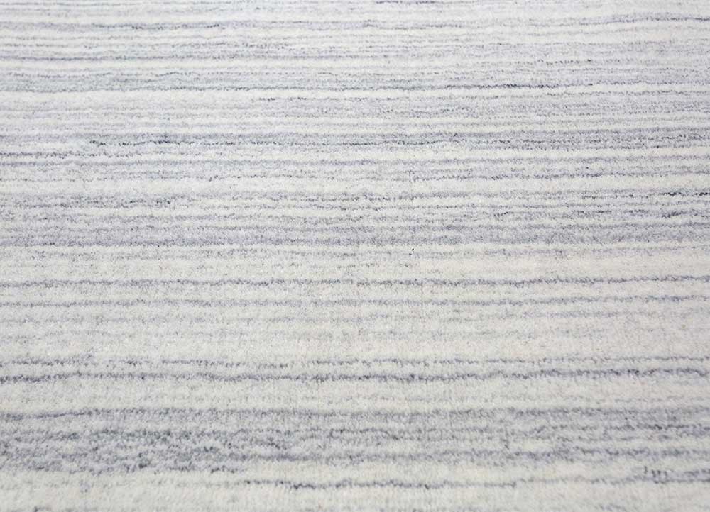 basis grey and black wool hand loom Rug - CloseUp basis grey and black wool hand loom Rug - CloseUp