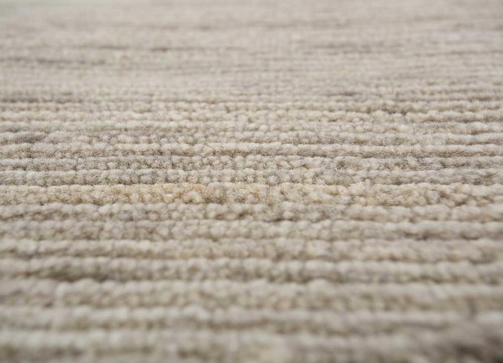 saga beige and brown wool hand loom Rug - CloseUp saga beige and brown wool hand loom Rug - CloseUp