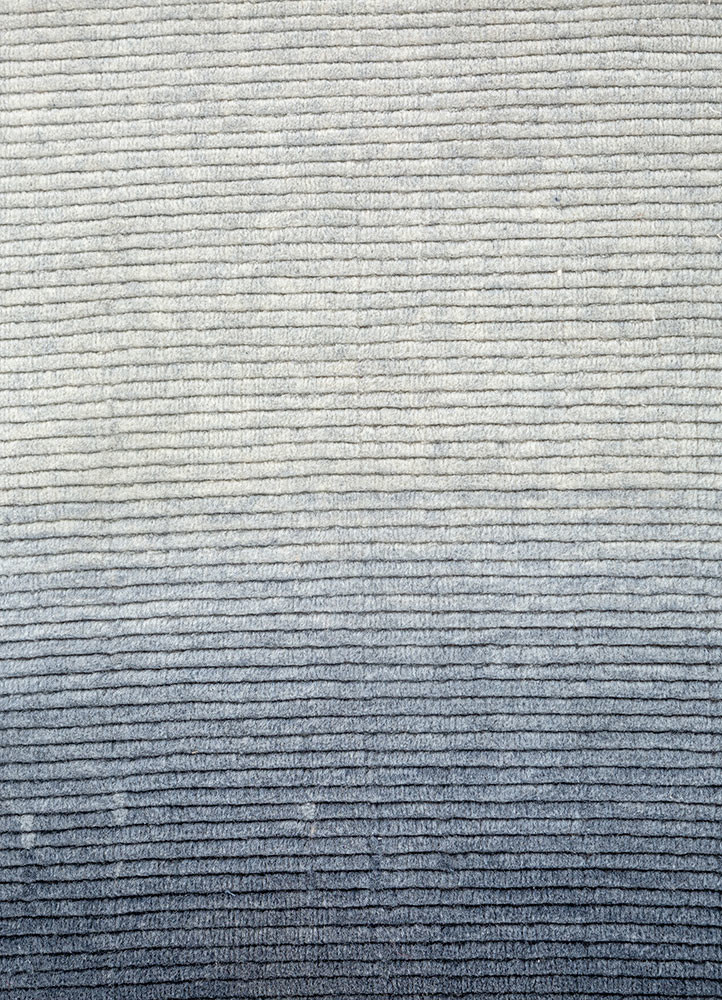 jean blue wool hand loom Rug - CloseUp