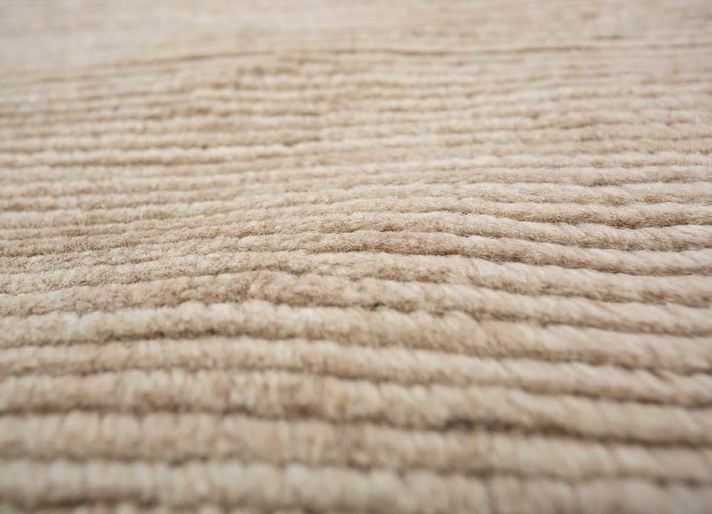 saga beige and brown wool hand loom Rug - CloseUp