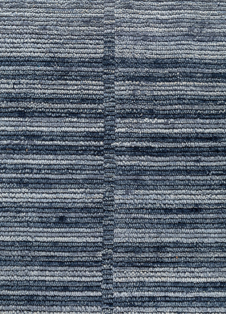 saga blue wool hand loom Rug - CloseUp saga blue wool hand loom Rug - CloseUp