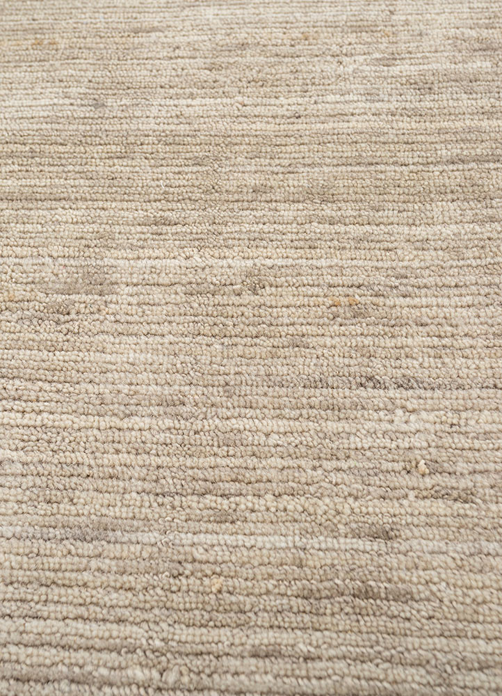 saga beige and brown wool hand loom Rug - CloseUp saga beige and brown wool hand loom Rug - CloseUp