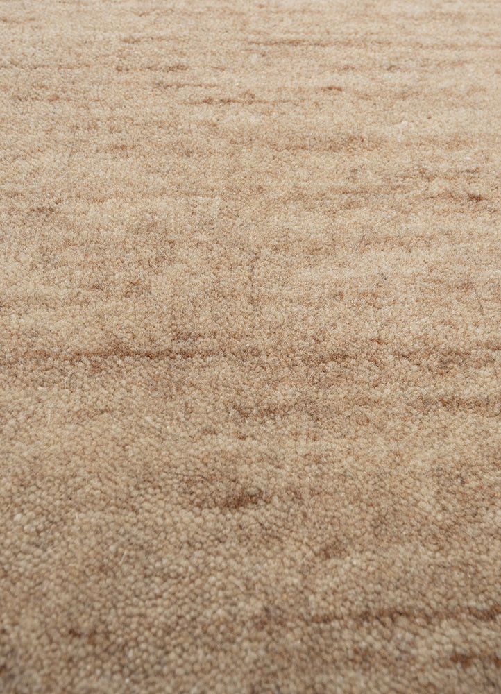saga beige and brown wool hand loom Rug - CloseUp saga beige and brown wool hand loom Rug - CloseUp