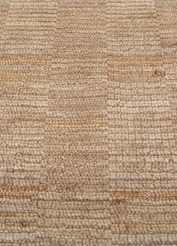 saga beige and brown wool hand loom Rug - CloseUp saga beige and brown wool hand loom Rug - CloseUp