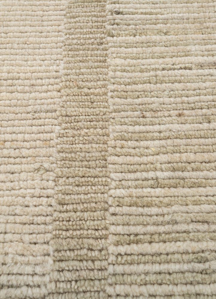 saga ivory wool hand loom Rug - CloseUp saga ivory wool hand loom Rug - CloseUp