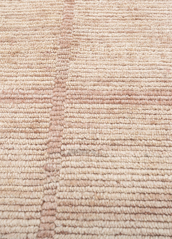 saga beige and brown wool hand loom Rug - CloseUp saga beige and brown wool hand loom Rug - CloseUp