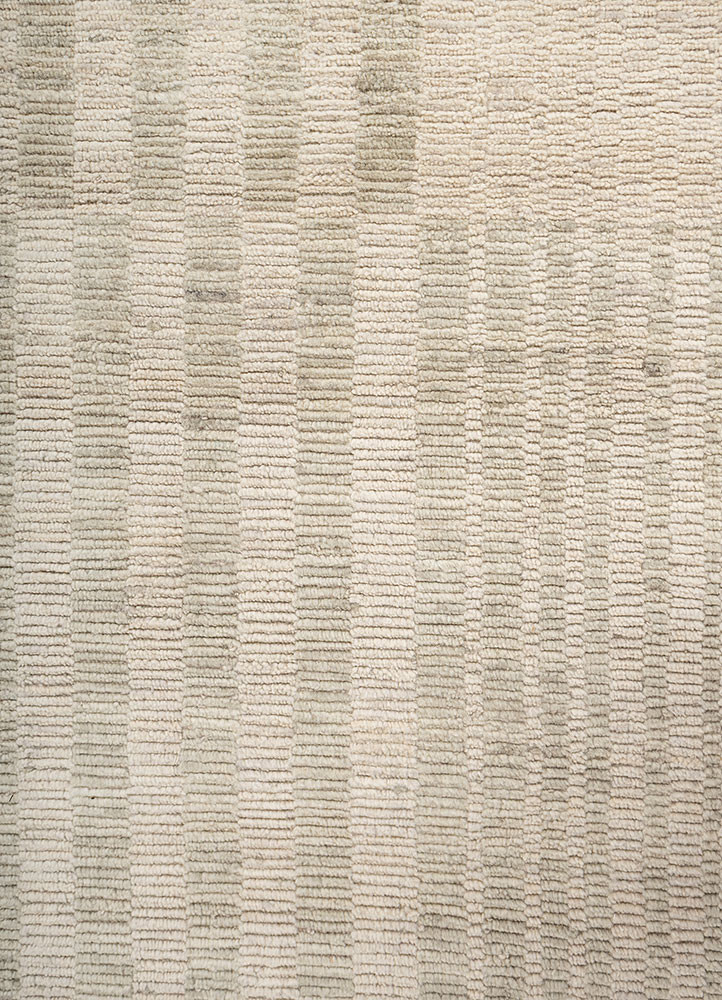 contour gold wool hand loom Rug - CloseUp