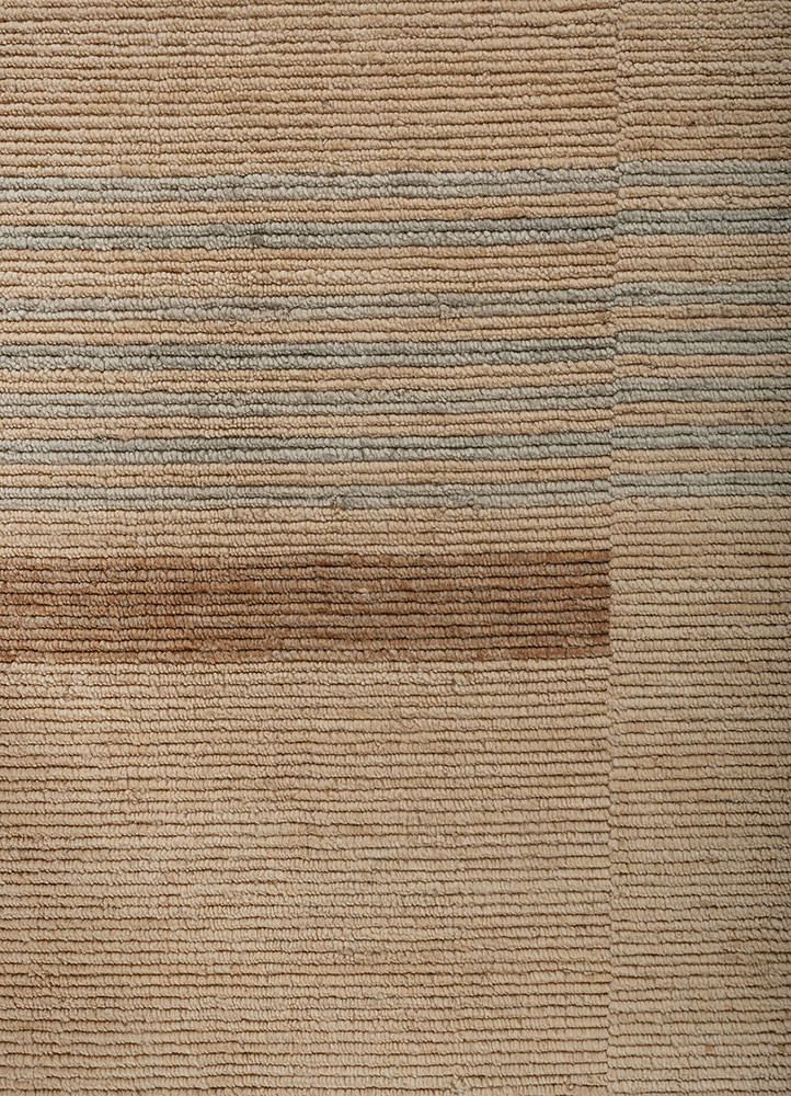 contour gold wool hand loom Rug - CloseUp