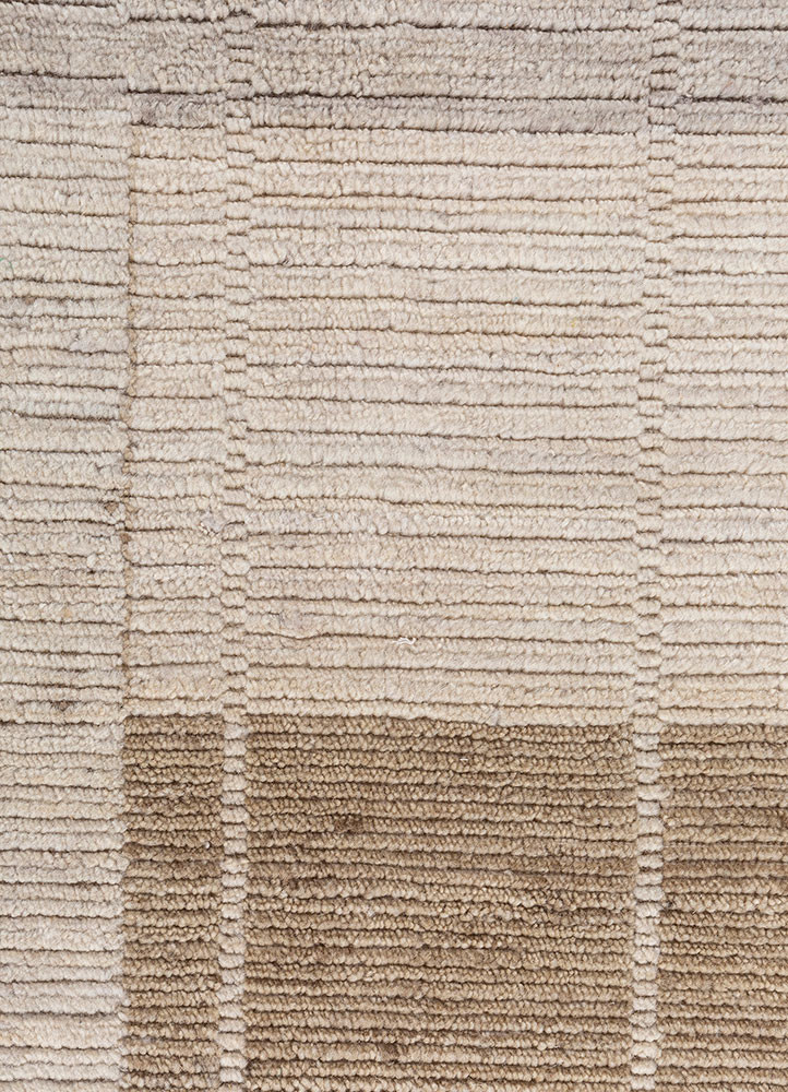 contour ivory wool hand loom Rug - CloseUp