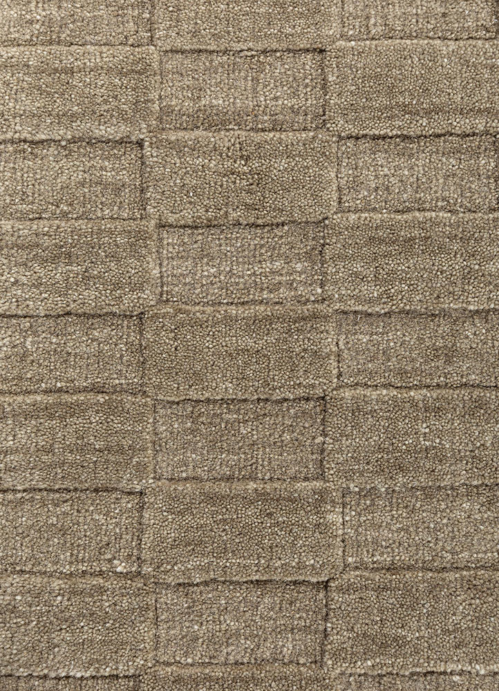 aprezo beige and brown wool hand loom Rug - CloseUp
