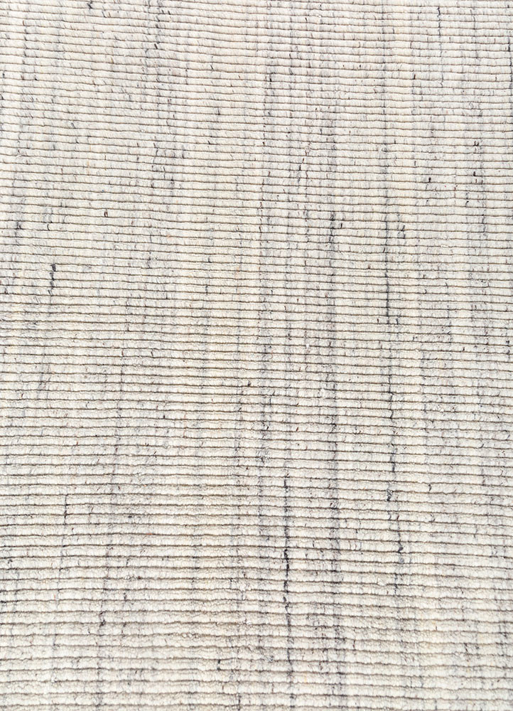 contour ivory wool hand loom Rug - CloseUp