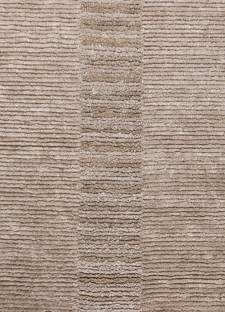 contour beige and brown wool hand loom Rug - CloseUp contour beige and brown wool hand loom Rug - CloseUp