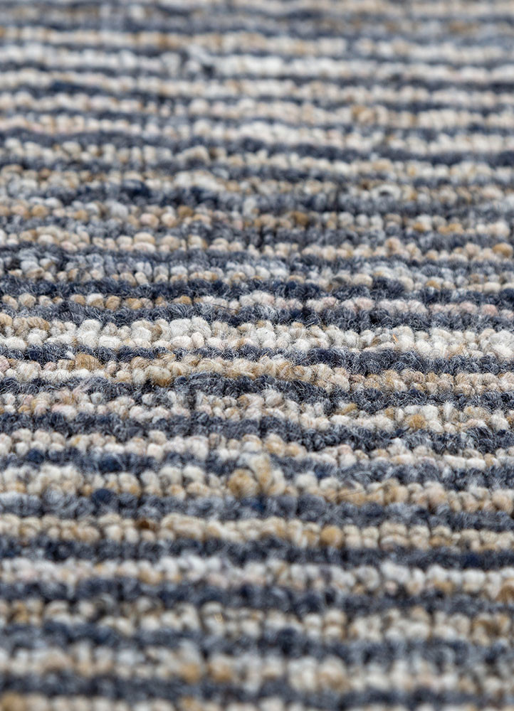 saga grey and black wool and viscose hand loom Rug - CloseUp saga grey and black wool and viscose hand loom Rug - CloseUp