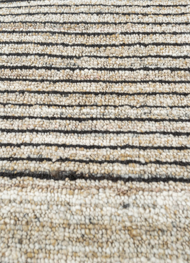 saga blue wool and viscose hand loom Rug - CloseUp
