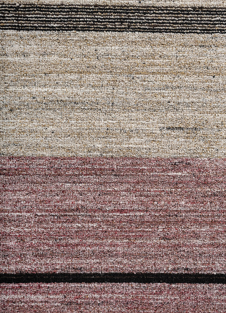 aprezo red and orange wool and viscose hand loom Rug - CloseUp