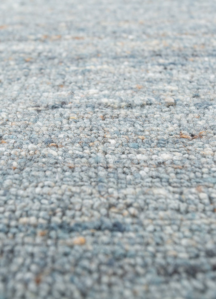 saga blue wool and viscose hand loom Rug - CloseUp