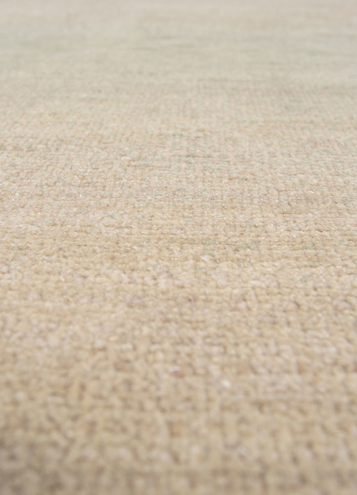 aprezo ivory wool and silk hand knotted Rug - CloseUp aprezo ivory wool and silk hand knotted Rug - CloseUp