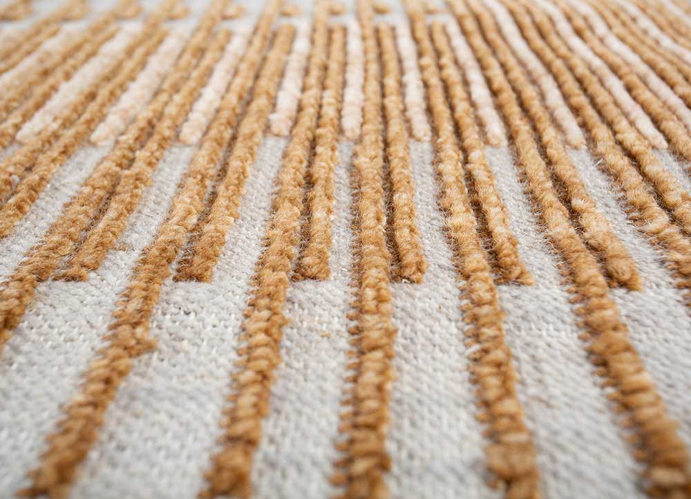 manifest beige and brown wool hand knotted Rug - CloseUp