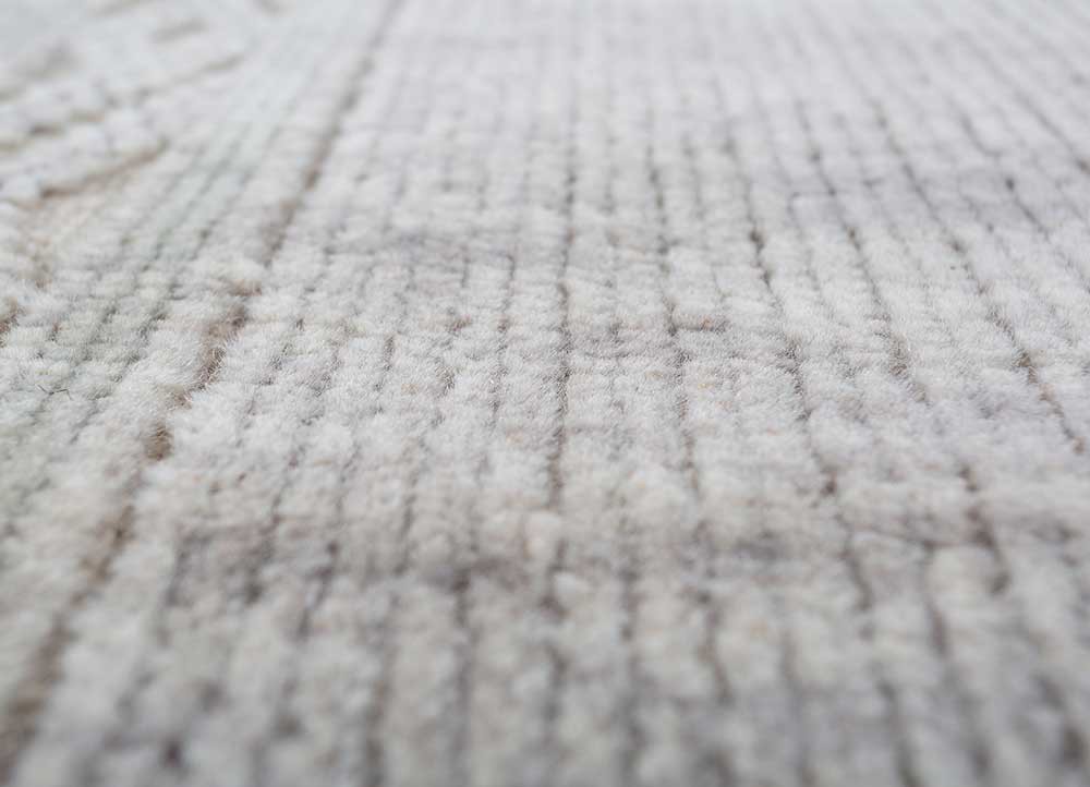 thyme grey and black wool hand knotted Rug - CloseUp thyme grey and black wool hand knotted Rug - CloseUp