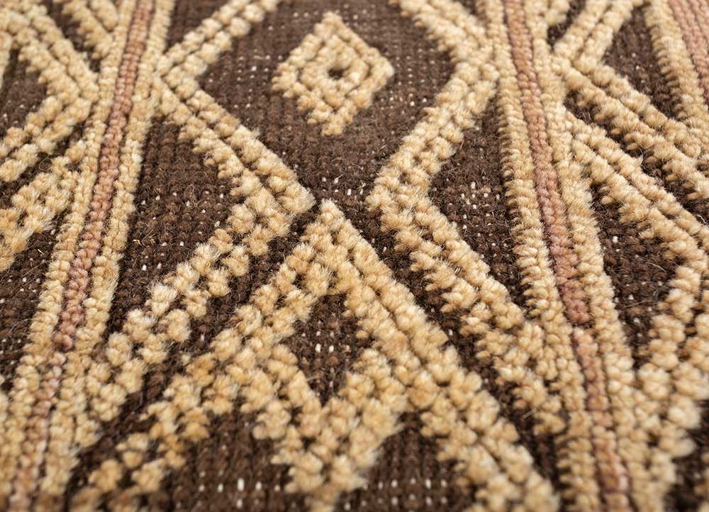 thyme beige and brown wool hand knotted Rug - CloseUp thyme beige and brown wool hand knotted Rug - CloseUp