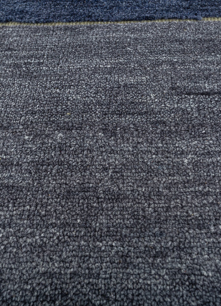 blythe blue wool hand knotted Rug - CloseUp
