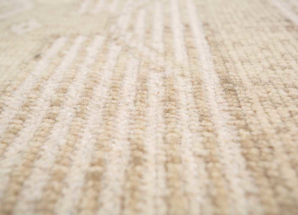 thyme ivory wool hand knotted Rug - CloseUp