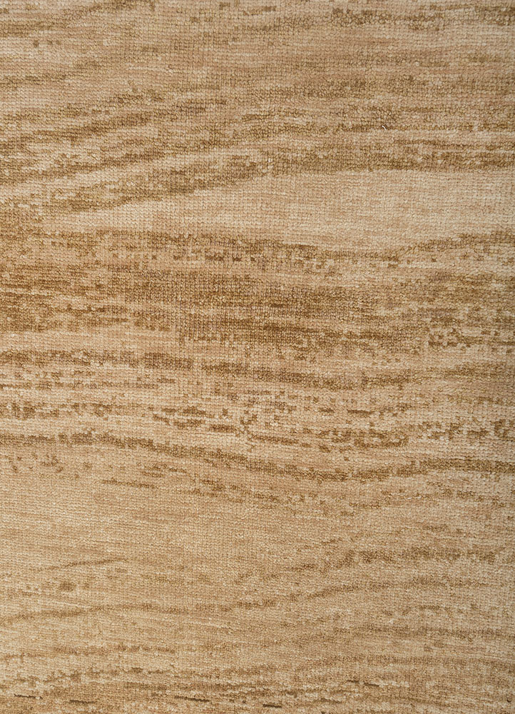 uvenuti gold wool hand knotted Rug - CloseUp