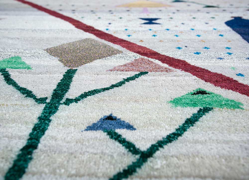 freedom manchaha grey and black wool hand knotted Rug - CloseUp freedom manchaha grey and black wool hand knotted Rug - CloseUp