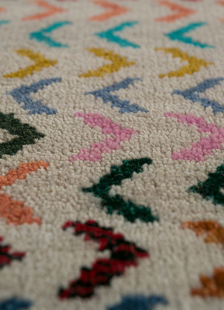 manchaha ivory wool and bamboo silk hand knotted Rug - CloseUp manchaha ivory wool and bamboo silk hand knotted Rug - CloseUp