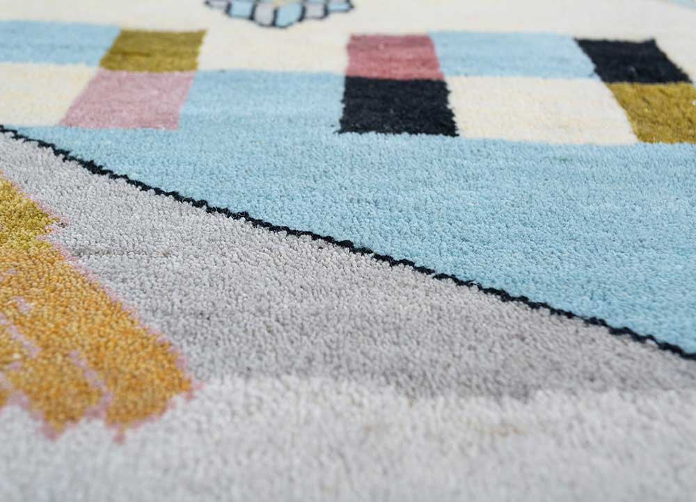 manchaha pink and purple wool and bamboo silk hand knotted Rug - CloseUp