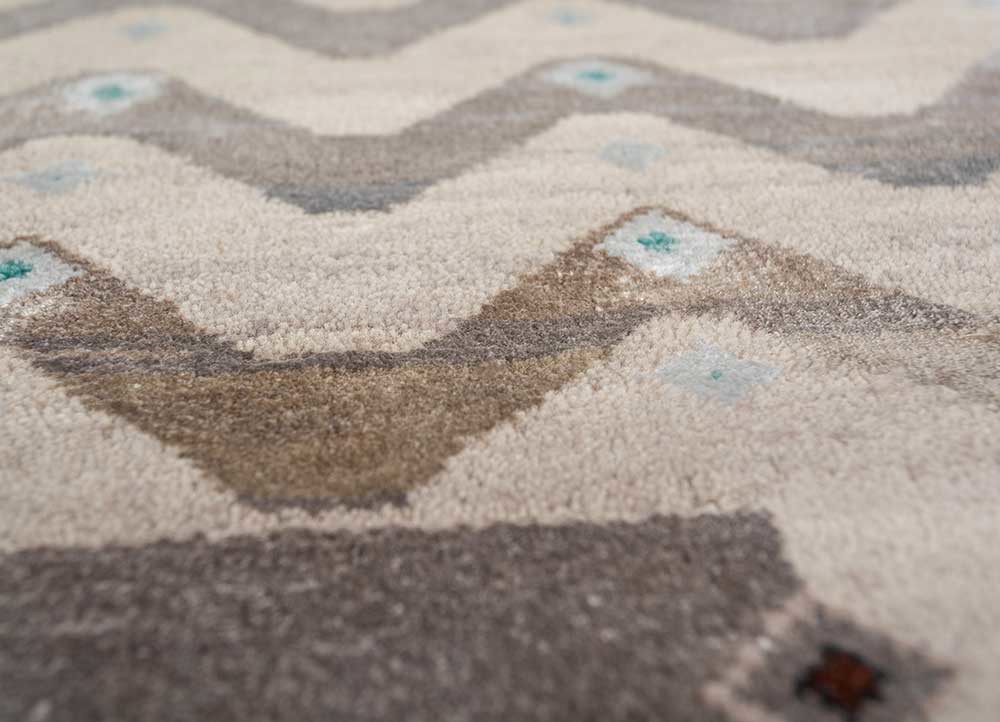 manchaha ivory wool and bamboo silk hand knotted Rug - CloseUp manchaha ivory wool and bamboo silk hand knotted Rug - CloseUp