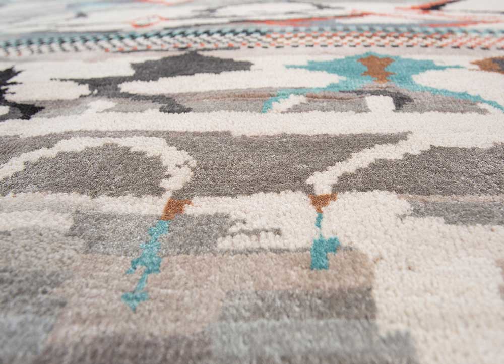 manchaha ivory wool and bamboo silk hand knotted Rug - CloseUp manchaha ivory wool and bamboo silk hand knotted Rug - CloseUp
