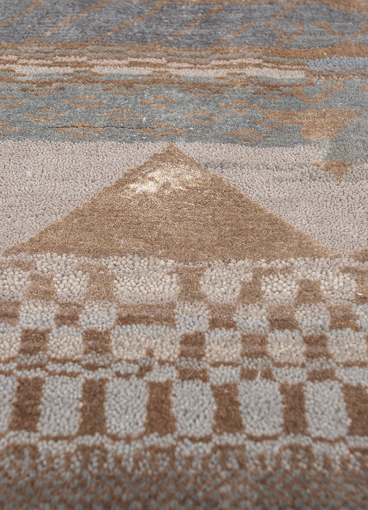 manchaha grey and black wool and bamboo silk hand knotted Rug - CloseUp manchaha grey and black wool and bamboo silk hand knotted Rug - CloseUp