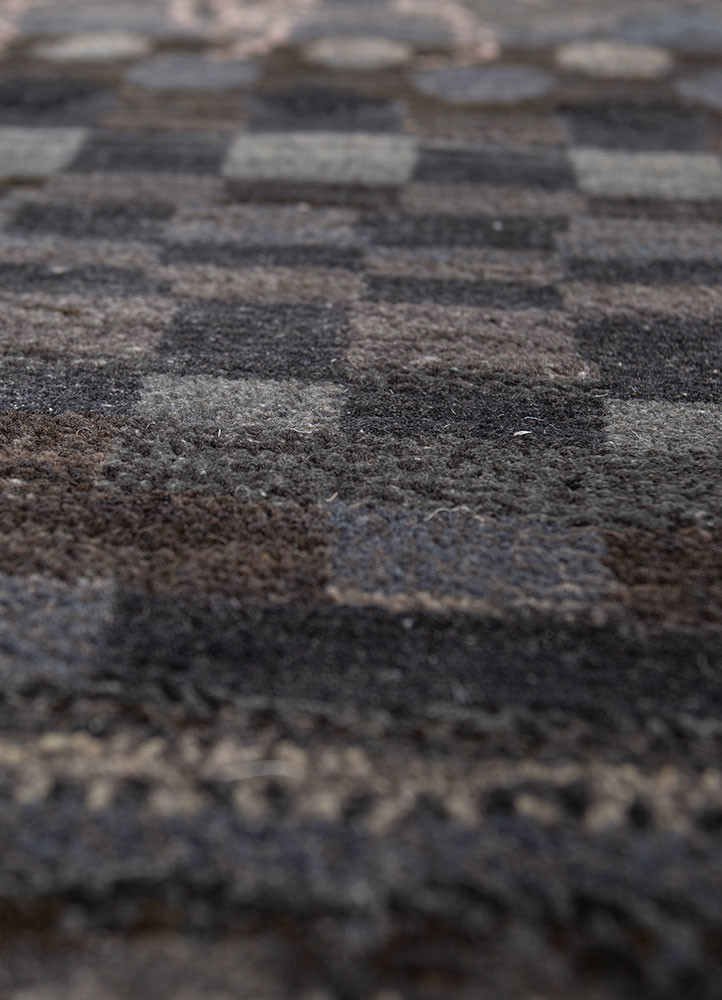 manchaha grey and black wool and bamboo silk hand knotted Rug - CloseUp manchaha grey and black wool and bamboo silk hand knotted Rug - CloseUp