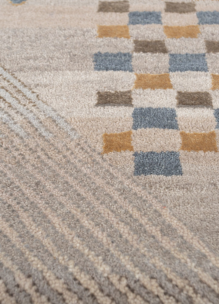 manchaha ivory wool and bamboo silk hand knotted Rug - CloseUp