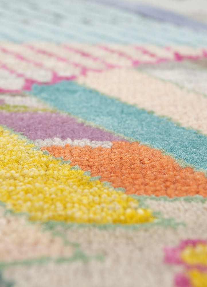 manchaha ivory wool and bamboo silk hand knotted Rug - CloseUp manchaha ivory wool and bamboo silk hand knotted Rug - CloseUp