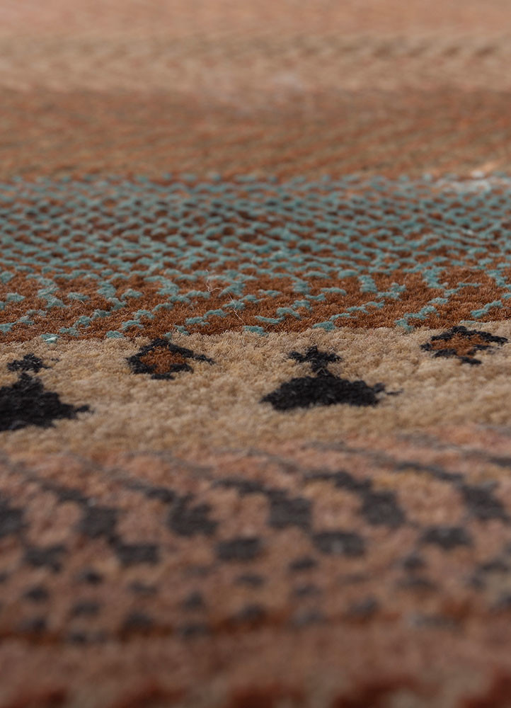 manchaha beige and brown wool and bamboo silk hand knotted Rug - CloseUp