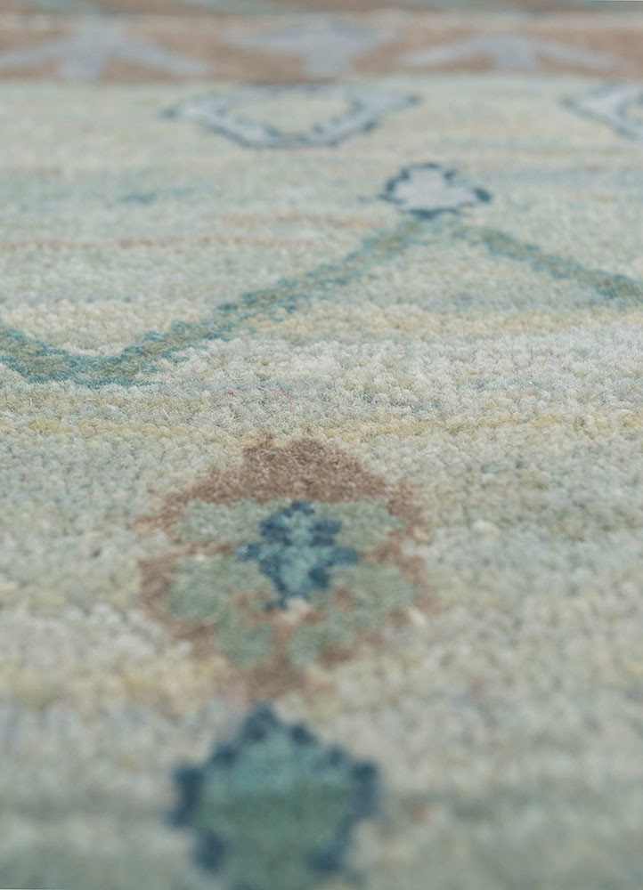 manchaha blue wool and bamboo silk hand knotted Rug - CloseUp