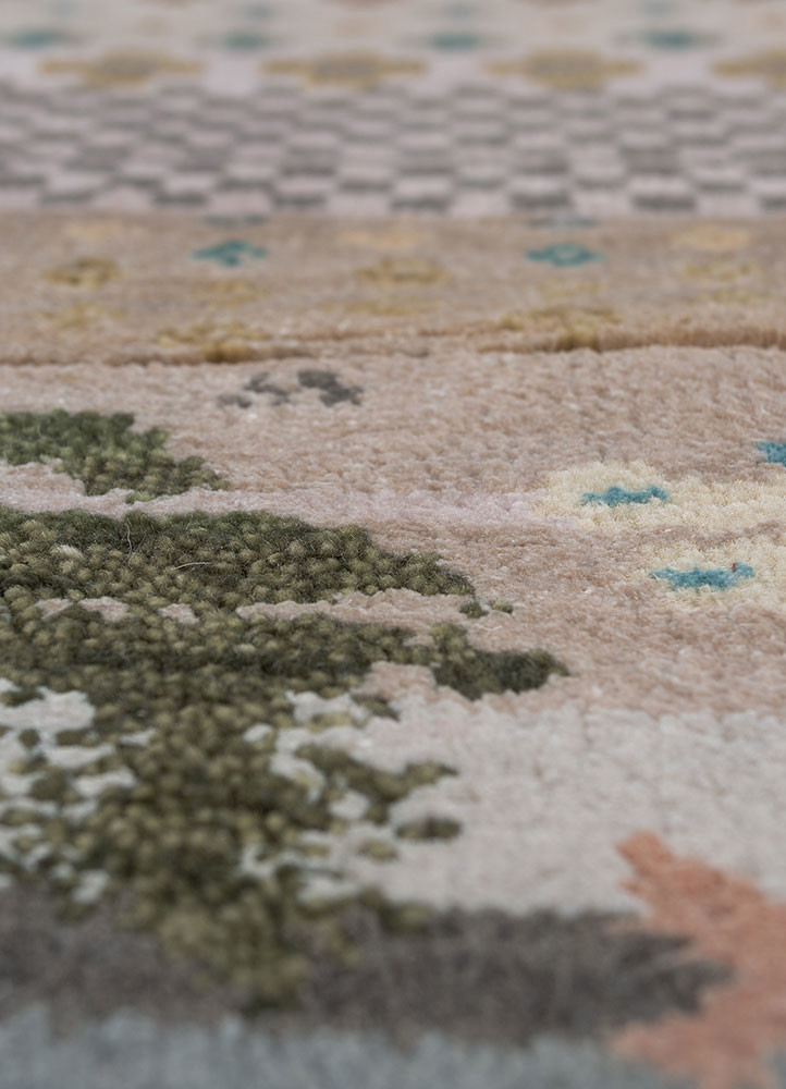 manchaha ivory wool and bamboo silk hand knotted Rug - CloseUp