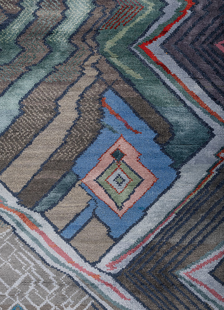 manchaha grey and black wool and bamboo silk hand knotted Rug - CloseUp manchaha grey and black wool and bamboo silk hand knotted Rug - CloseUp
