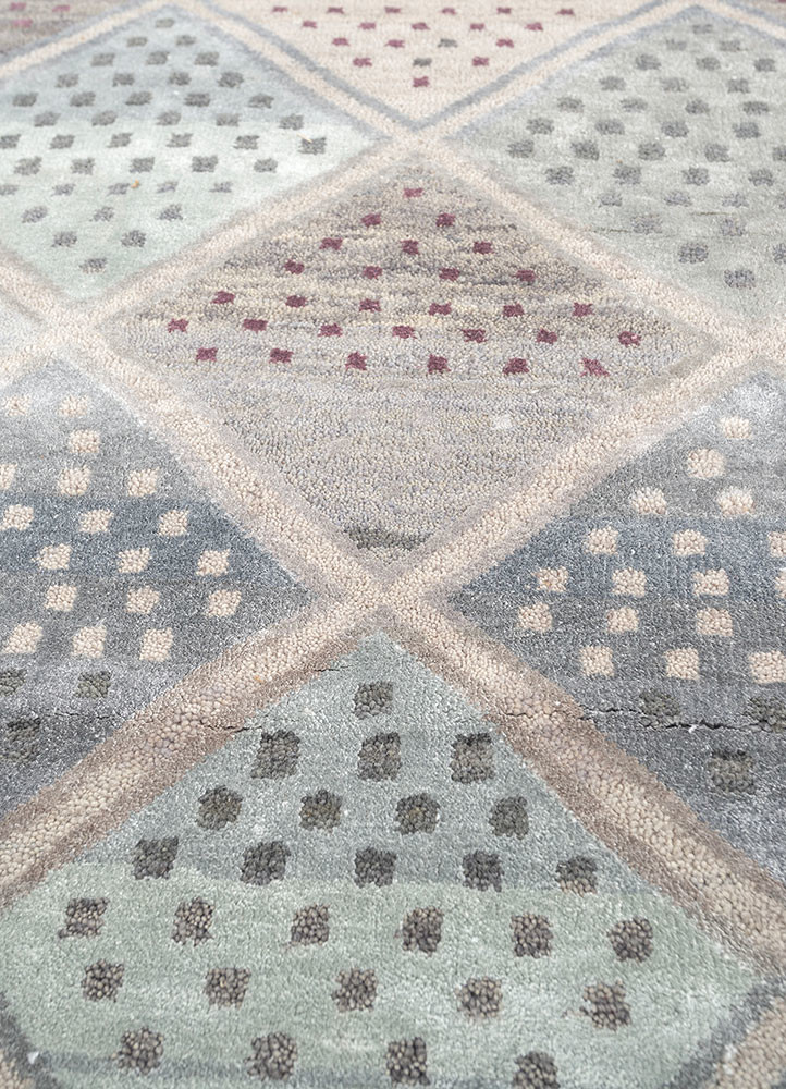 manchaha grey and black wool and bamboo silk hand knotted Rug - CloseUp manchaha grey and black wool and bamboo silk hand knotted Rug - CloseUp