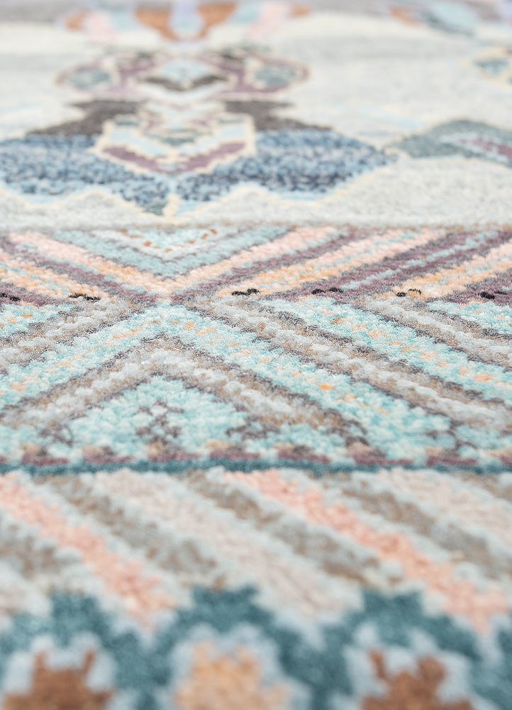 manchaha blue wool and bamboo silk hand knotted Rug - CloseUp