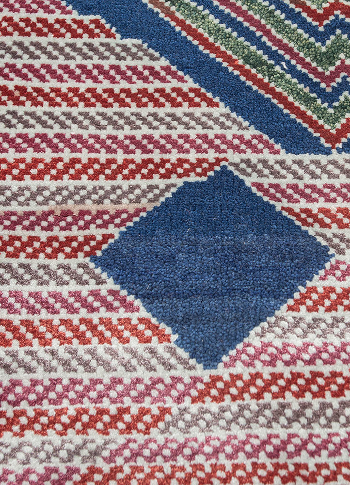 manchaha pink and purple wool and bamboo silk hand knotted Rug - CloseUp manchaha pink and purple wool and bamboo silk hand knotted Rug - CloseUp